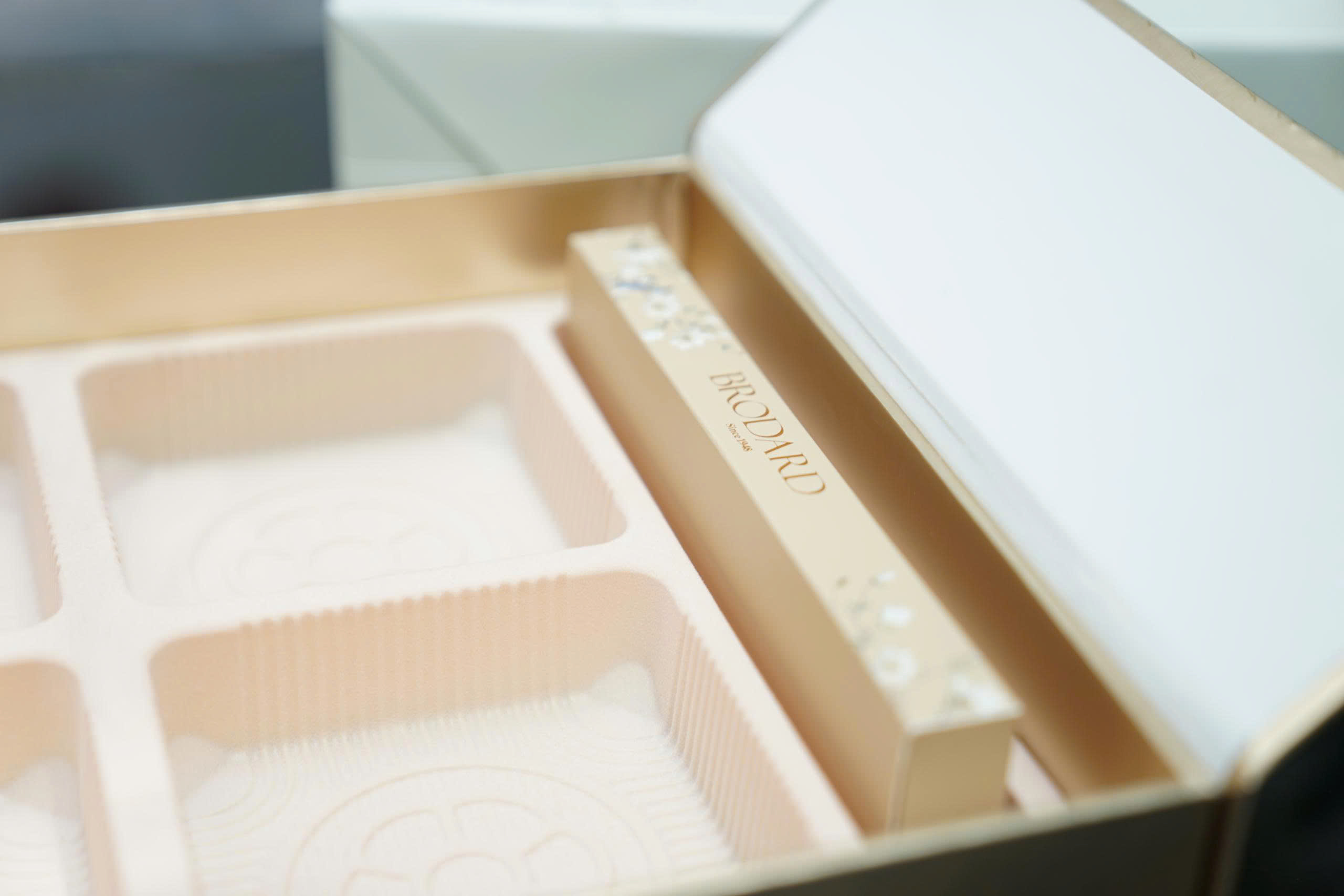 Brodard Box 4
